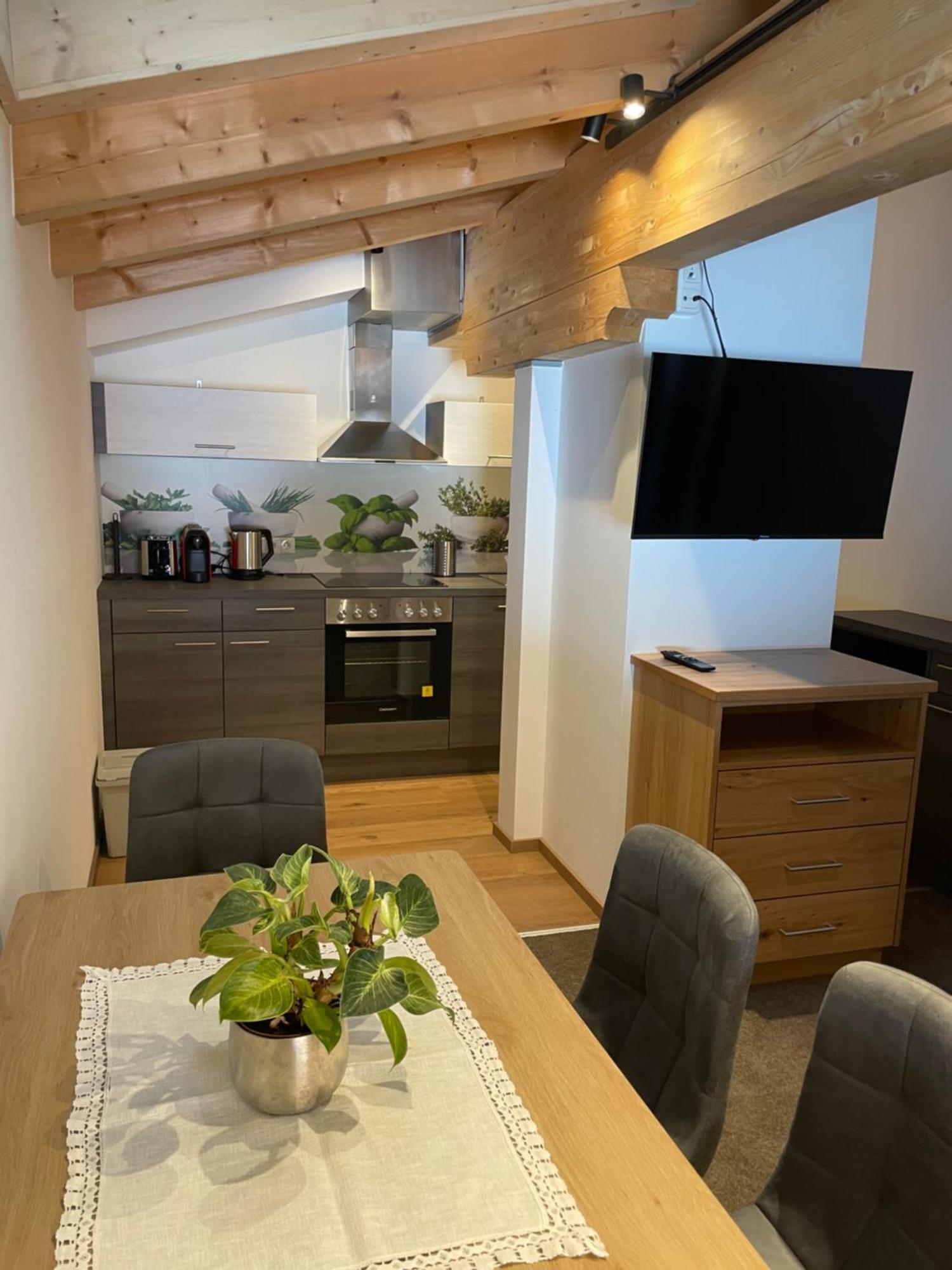 Apartamento Haus Alt St. Anton Sankt Anton am Arlberg Exterior foto